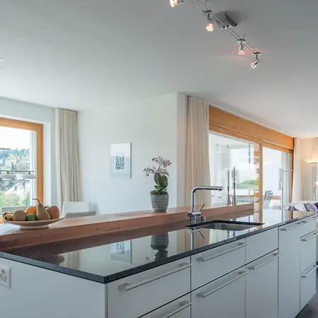 شقة Edelweiss Casa Cassons